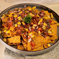 Nachos with salsa